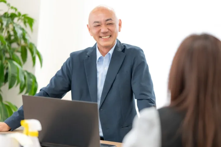 お客様との打ち合わせ